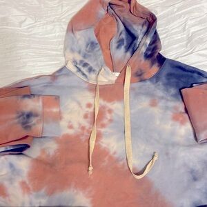 American Threads cropped hoodie small/ medium